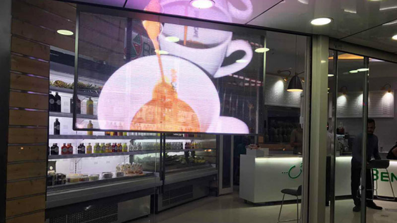 YIPLED · Poster Screen-Iranian Coffee Shop